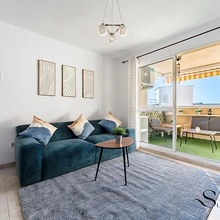 Apartment Coastal 2br Apartment, Parking, Pool Benalmádena